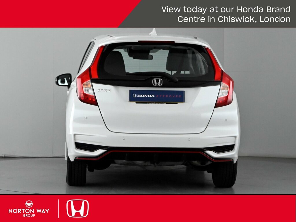 Honda Jazz 1.5 I-vtec Sport Navi Hatchback White #6