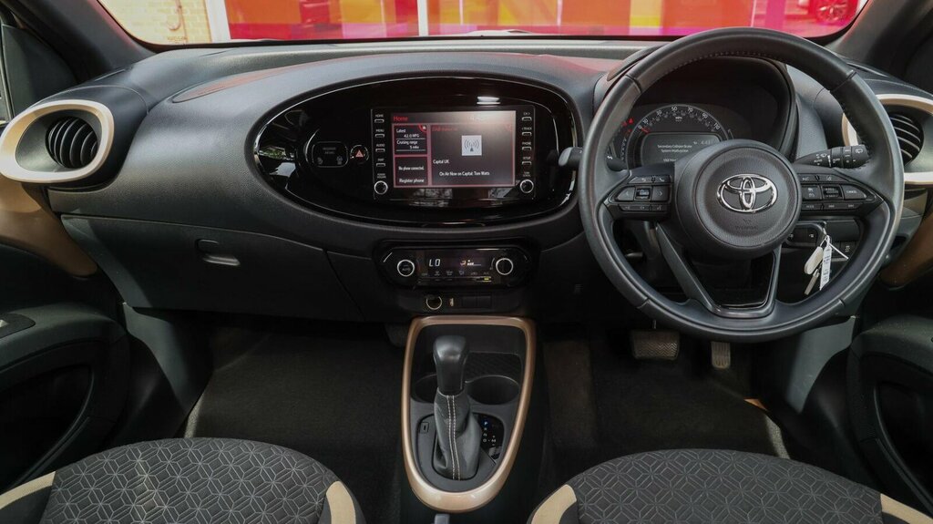 Toyota Aygo X 1.0 Vvt-i Edge X-shift Euro 6 Ss Beige #6