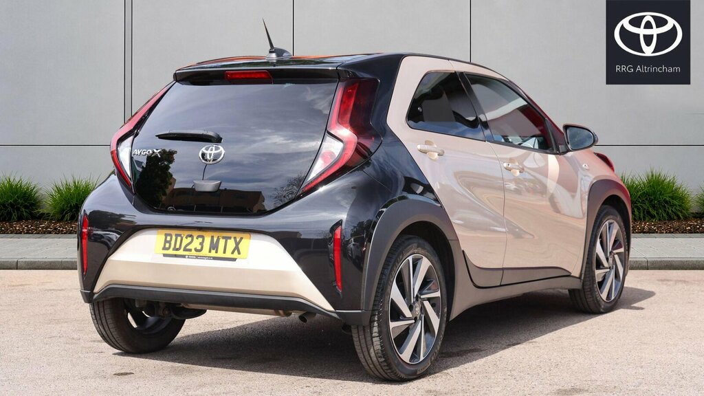 Toyota Aygo X 1.0 Vvt-i Edge X-shift Euro 6 Ss Beige #2