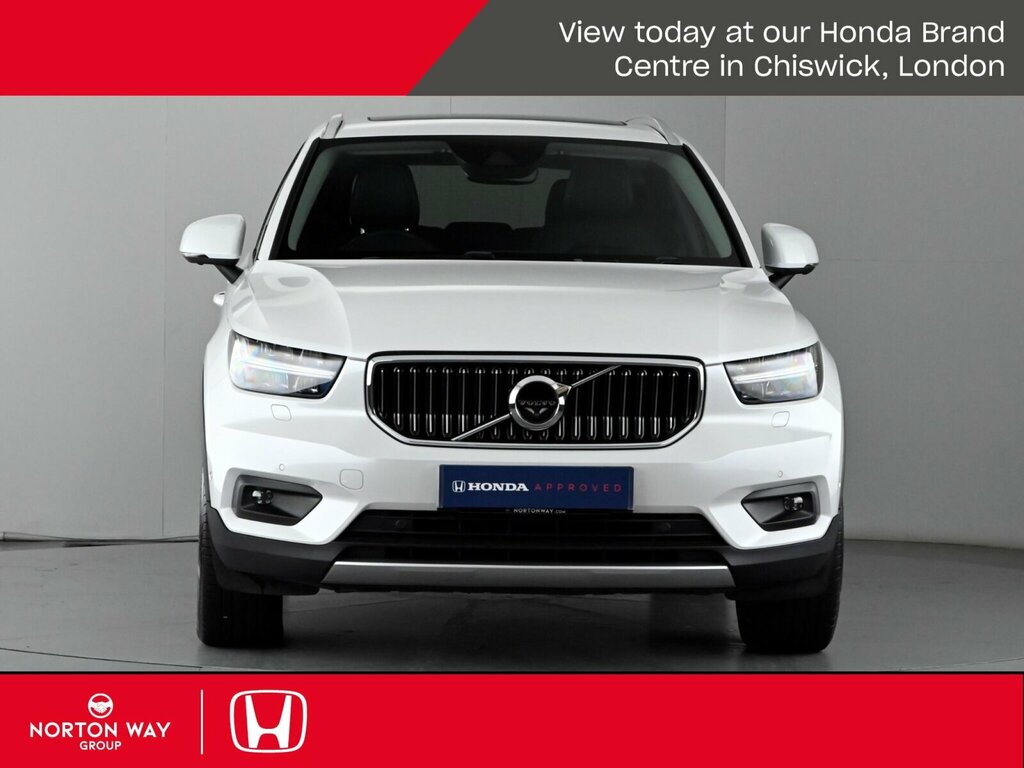 Volvo XC40 Inscription Pro T5 Plug-in Hybrid Fwd White #4