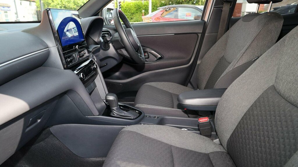Toyota Yaris Cross 1.5 Vvt-h Design E-cvt Euro 6 Ss Silver #5