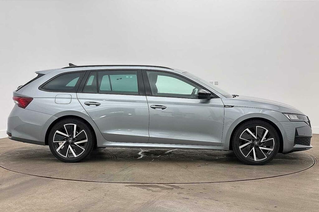 Skoda Octavia 1.5 Tsi 150 E-tec Sportline Dsg Silver #4