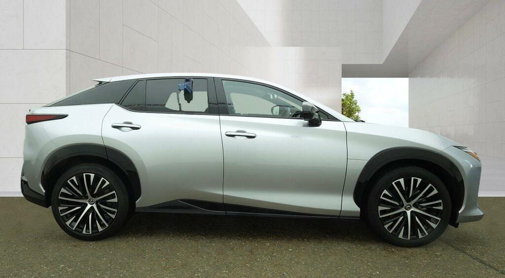 Lexus RZ 450E 71.4Kwh Takumi Suv Direct4 Silver #2