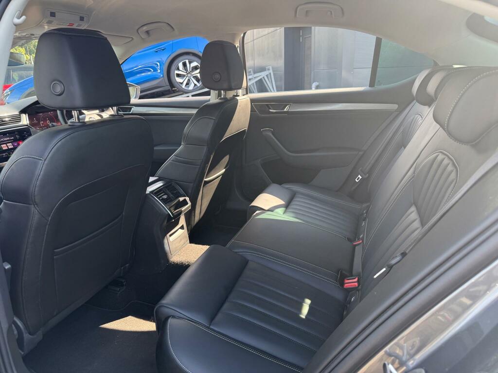 Skoda Superb Skoda Superb Estate 1.4 Tsi Iv Sport Line Plus Dsg White #19