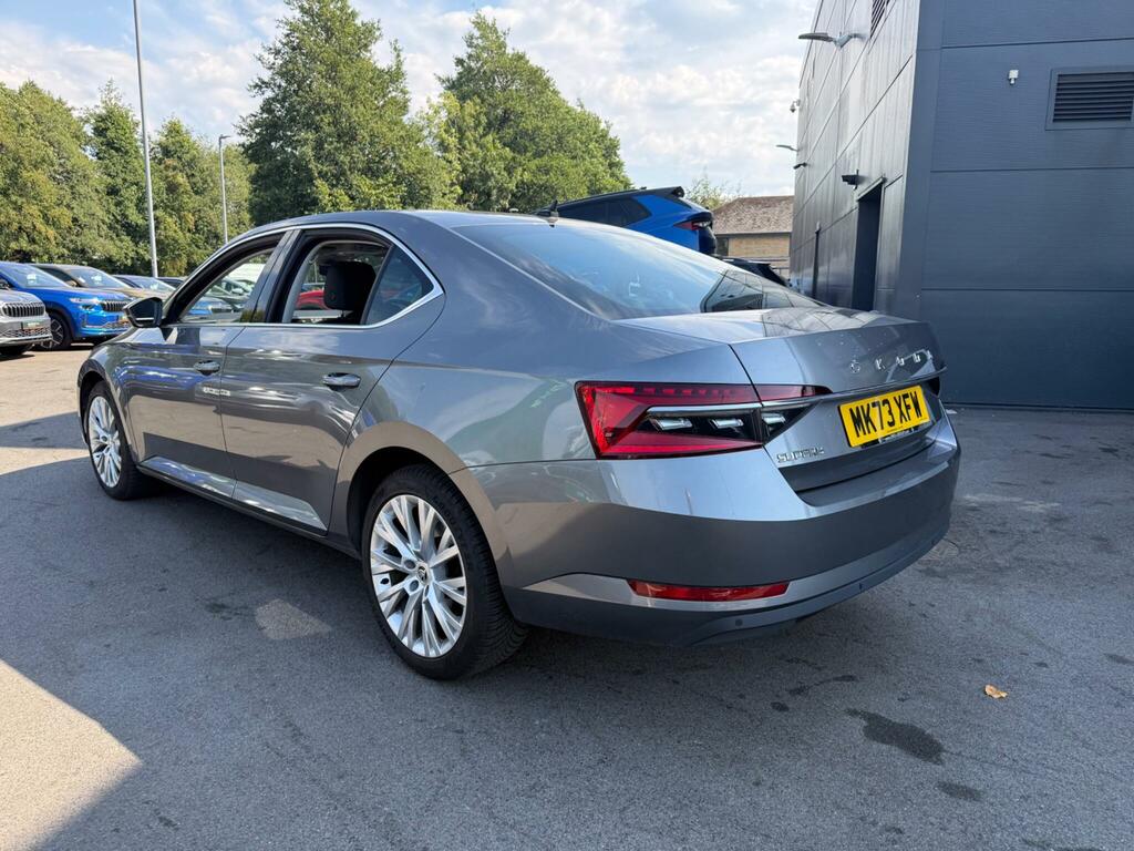 Skoda Superb Skoda Superb Estate 1.4 Tsi Iv Sport Line Plus Dsg White #7