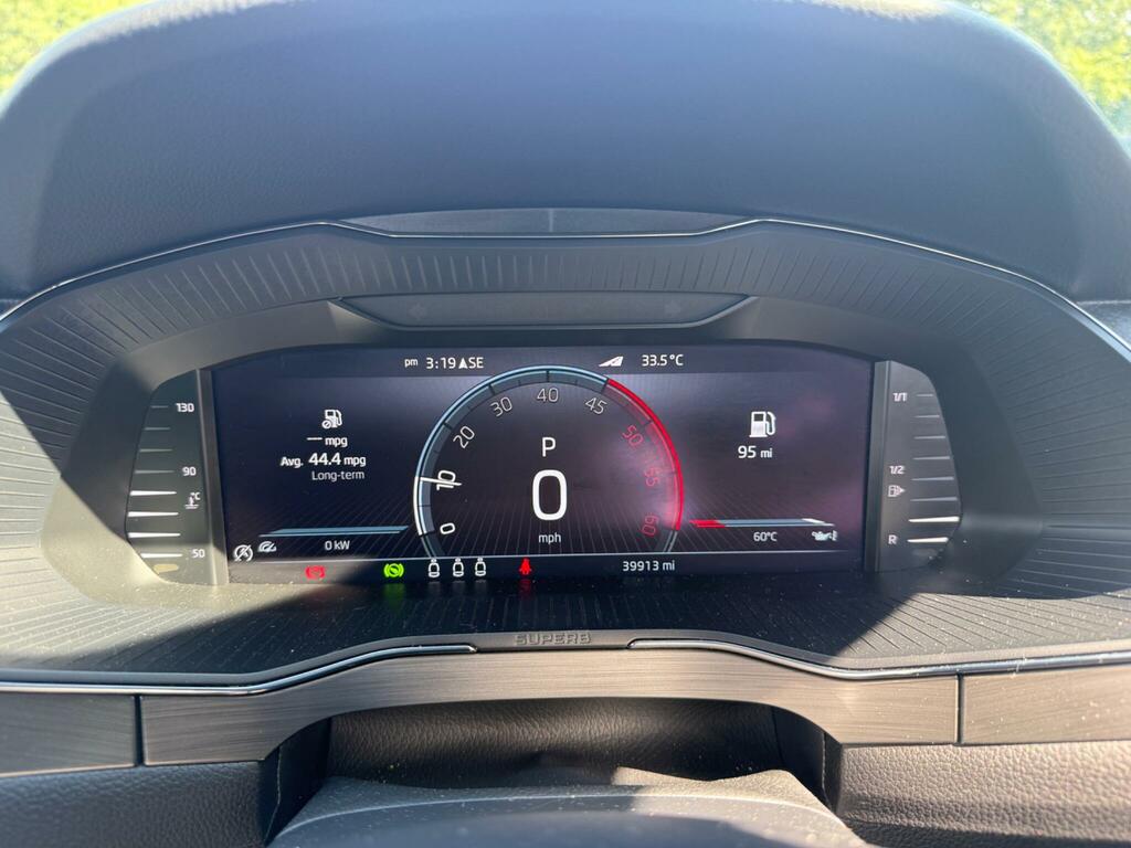 Skoda Superb Skoda Superb Estate 1.4 Tsi Iv Sport Line Plus Dsg White #15