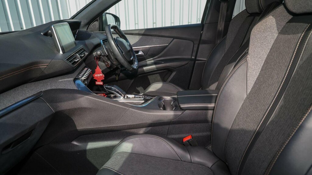 Peugeot 3008 1.5 Bluehdi Gt Line Eat Euro 6 Ss Grey #5