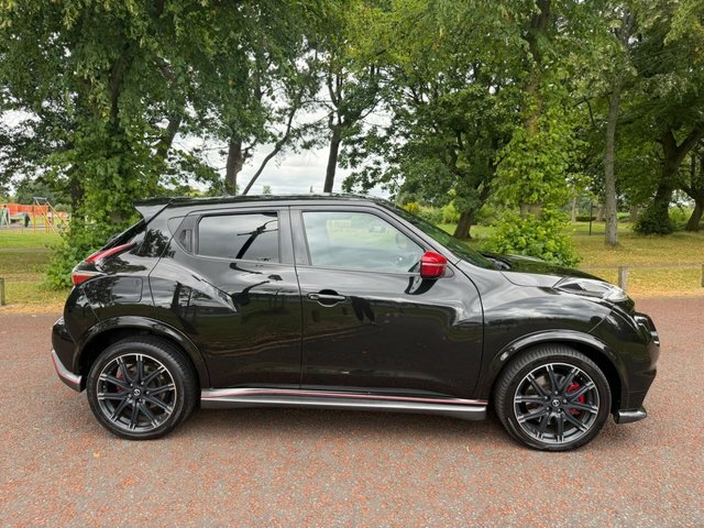 Nissan Juke 2016 1.6 Dig-t Nismo Rs Suv Euro Black #2