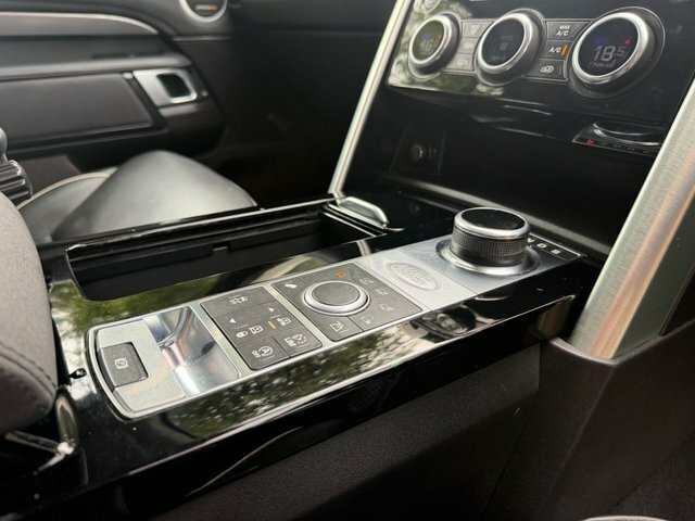 Land Rover Discovery 3.0 Td6 Hse Luxury Station Wagon Grey #38