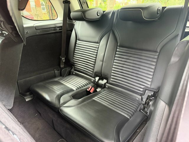 Land Rover Discovery 3.0 Td6 Hse Luxury Station Wagon Grey #15