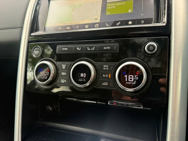 Land Rover Discovery 3.0 Td6 Hse Luxury Station Wagon Grey #29