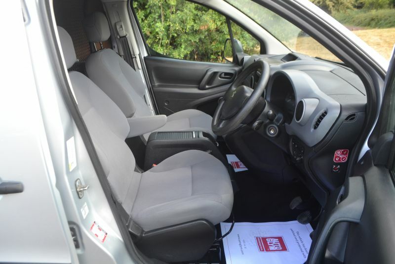 Peugeot Partner 850 S L1 White #11
