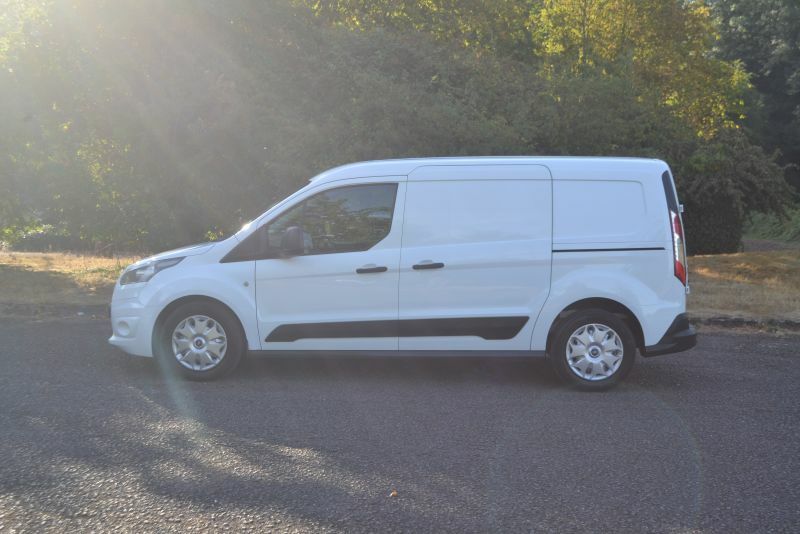 Ford Transit Connect Mpv White #4