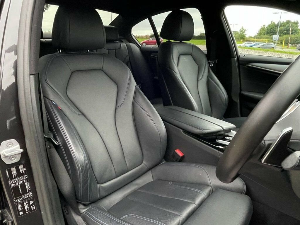 BMW 5 Series 520D Xdrive M Sport Blue #10