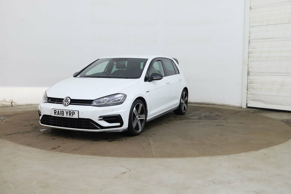 Volkswagen Golf 2L R White #2