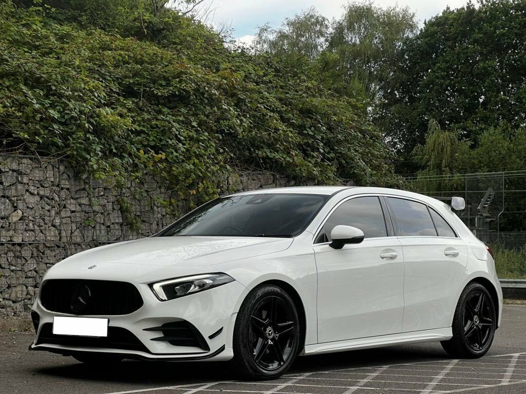Mercedes-Benz A Class 1.3L Amg Line Edition White #2