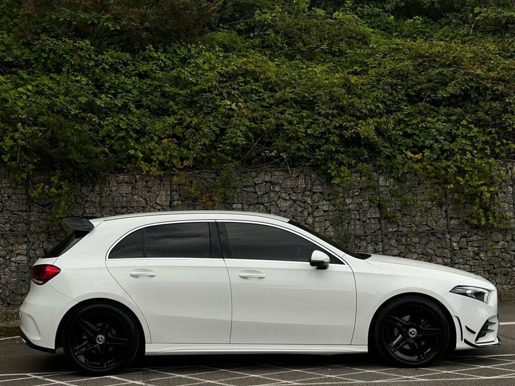 Mercedes-Benz A Class 1.3L Amg Line Edition White #5