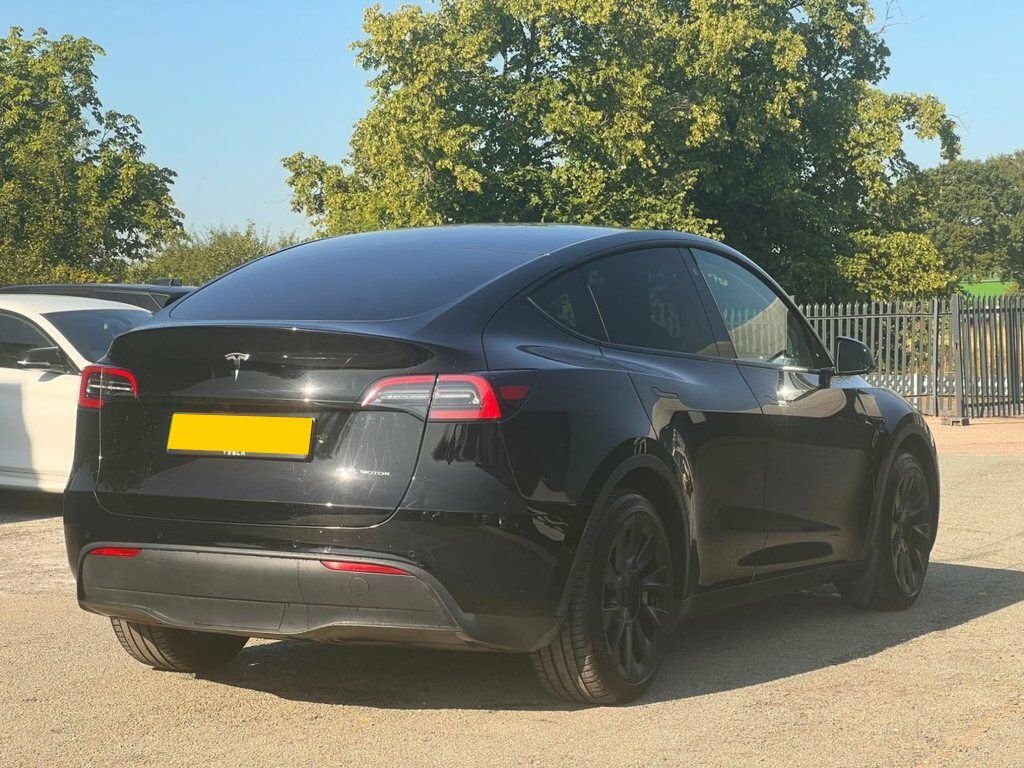 Tesla Model Y Suv Black #4