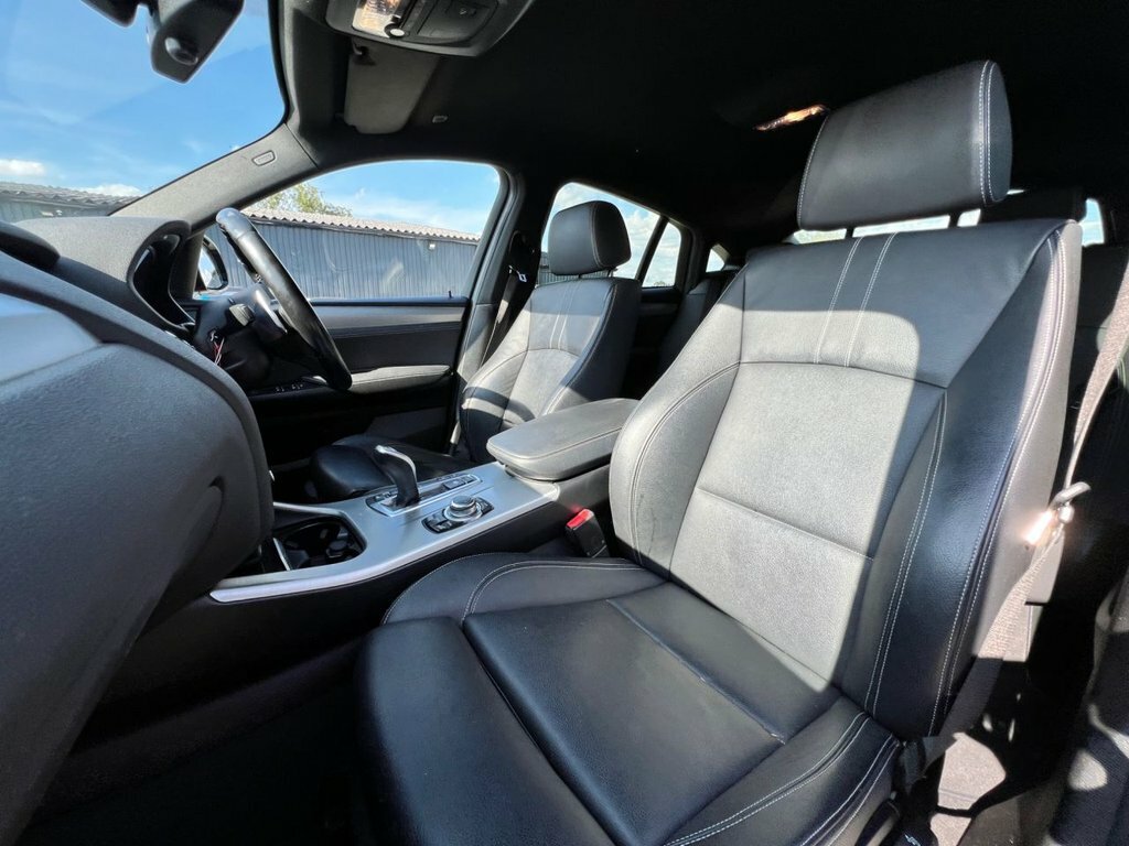 BMW X4 3L M Sport Black #6