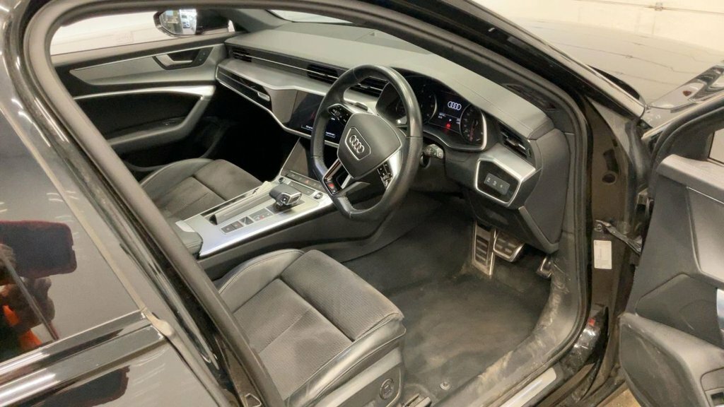 Audi A6 Avant 2L Black Edition Black #3