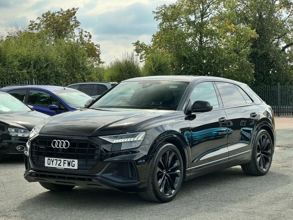 Audi Q8 3L Black Edition Black #2