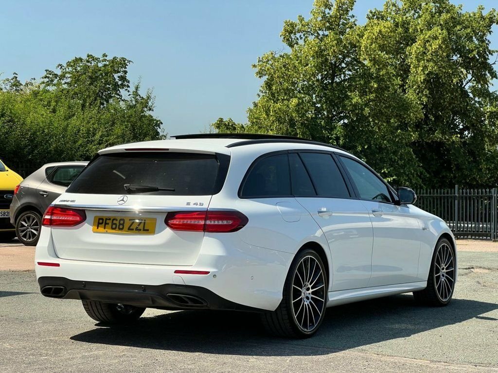 Mercedes-Benz E Class 3L Amg White #4