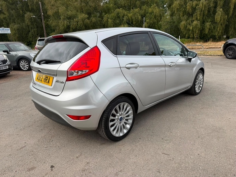 Ford Fiesta Titanium Silver #3