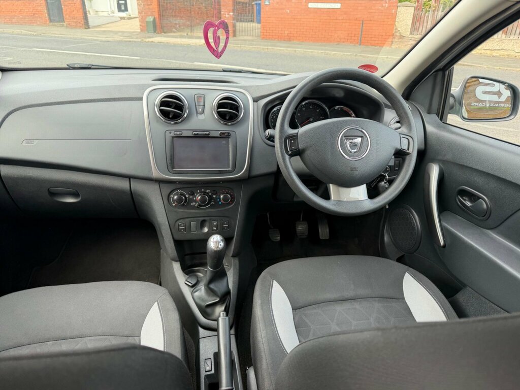 Dacia Sandero Stepway 0.9 Tce Laureate Hatchback Euro Black #8