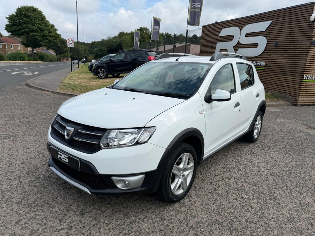 Dacia Sandero Stepway 0.9 Tce Laureate Euro 6 Ss White