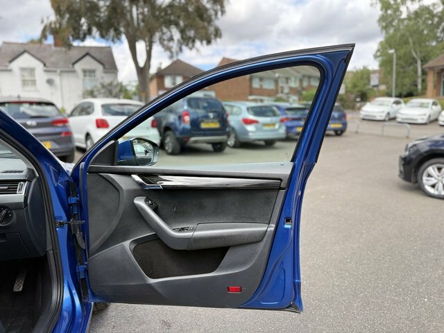 Skoda Octavia 1.5 Tsi Act Se-l 150Ps Blue #38