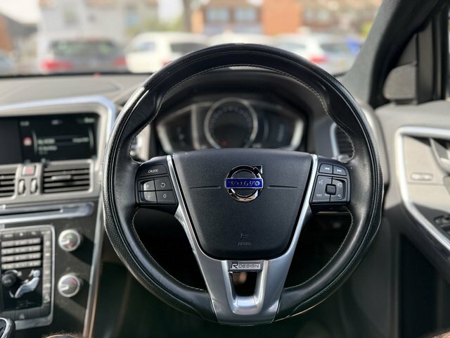 Volvo XC60 2.0 D4 Se Nav Suv Euro 6 Ss White #49