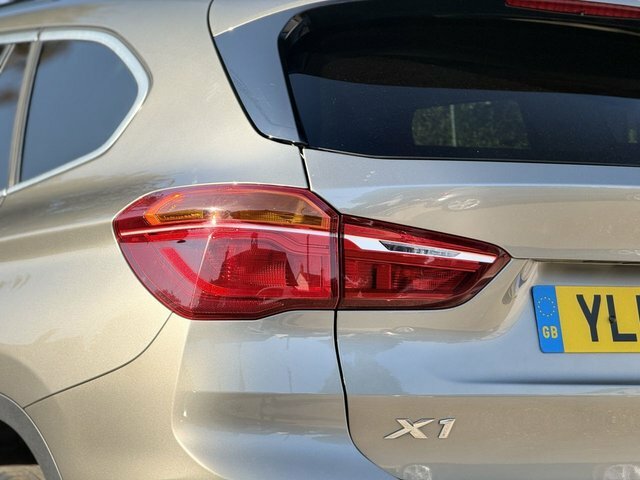 BMW X1 2019 2.0 20I Xline Suv Dct Sdrive Euro Black #26