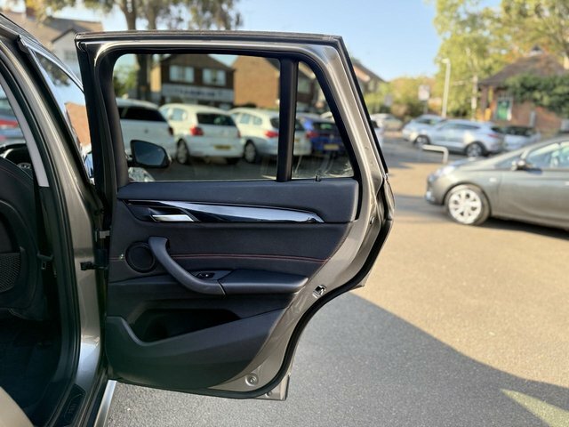 BMW X1 2019 2.0 20I Xline Suv Dct Sdrive Euro Black #38