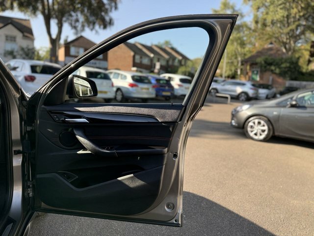 BMW X1 2019 2.0 20I Xline Suv Dct Sdrive Euro Black #36