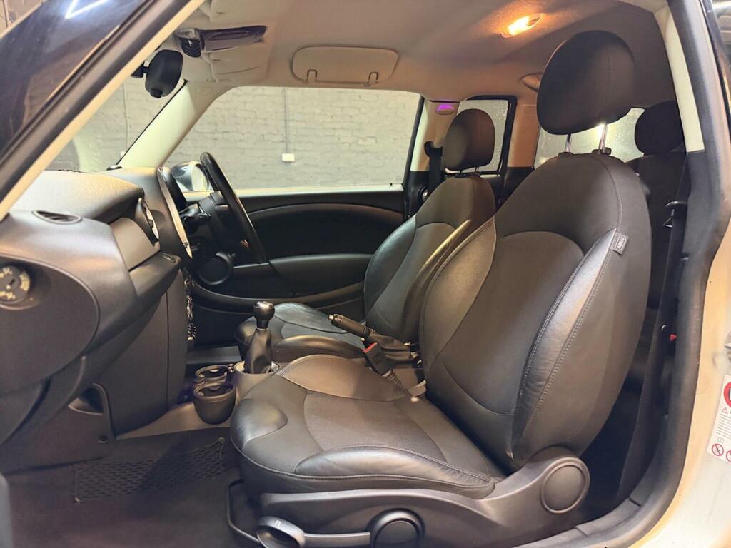 Mini Clubman 2.0 Cooper D Euro 5 Silver #21