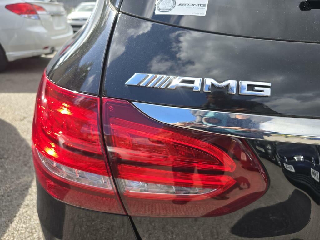Mercedes-Benz C Class C220d Se Executive Edition 9G-tronic Blue #35