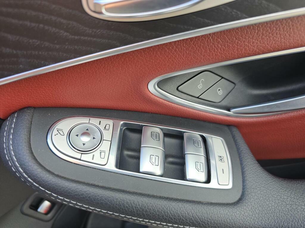 Mercedes-Benz C Class C220d Se Executive Edition 9G-tronic Blue #28
