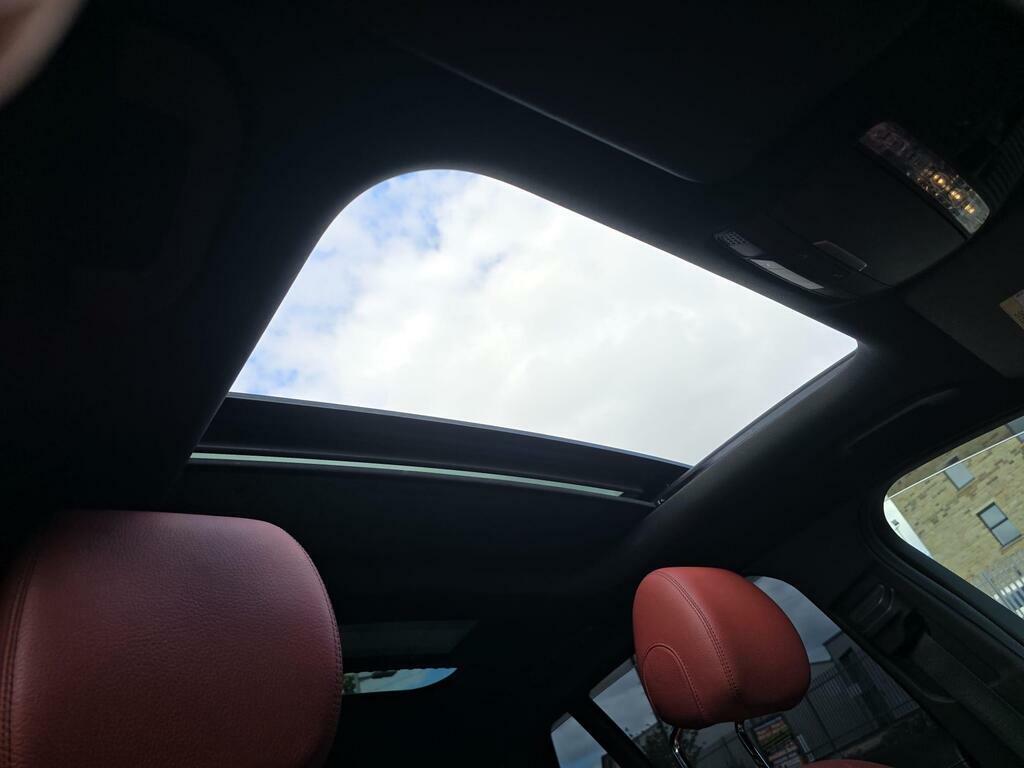 Mercedes-Benz C Class C220d Se Executive Edition 9G-tronic Blue #32