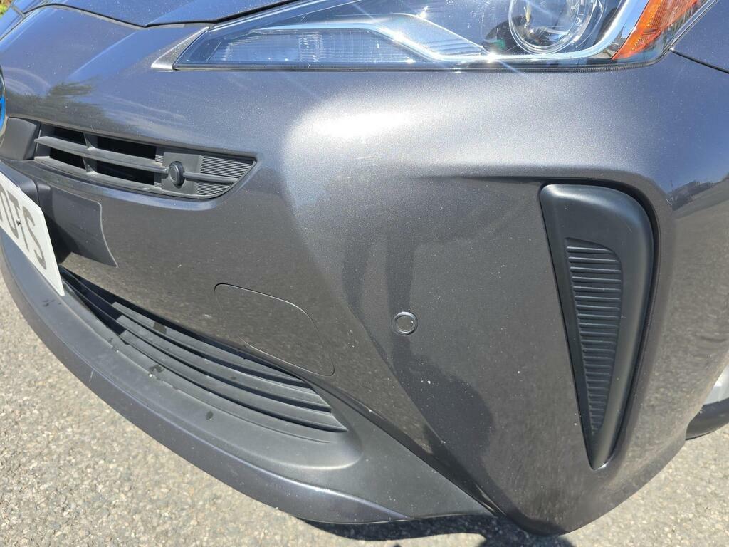 Toyota Prius Excel Tss 5-Door Red #23
