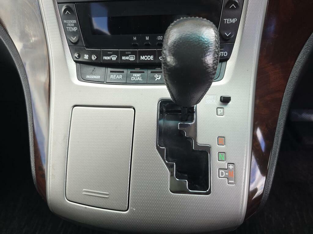 Toyota Vellfire 2.4Z Golden Eye Bimta Cert Black #18