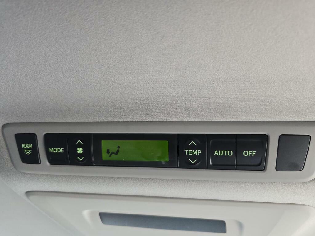 Toyota Vellfire 2.4Z Golden Eye Bimta Cert Black #28