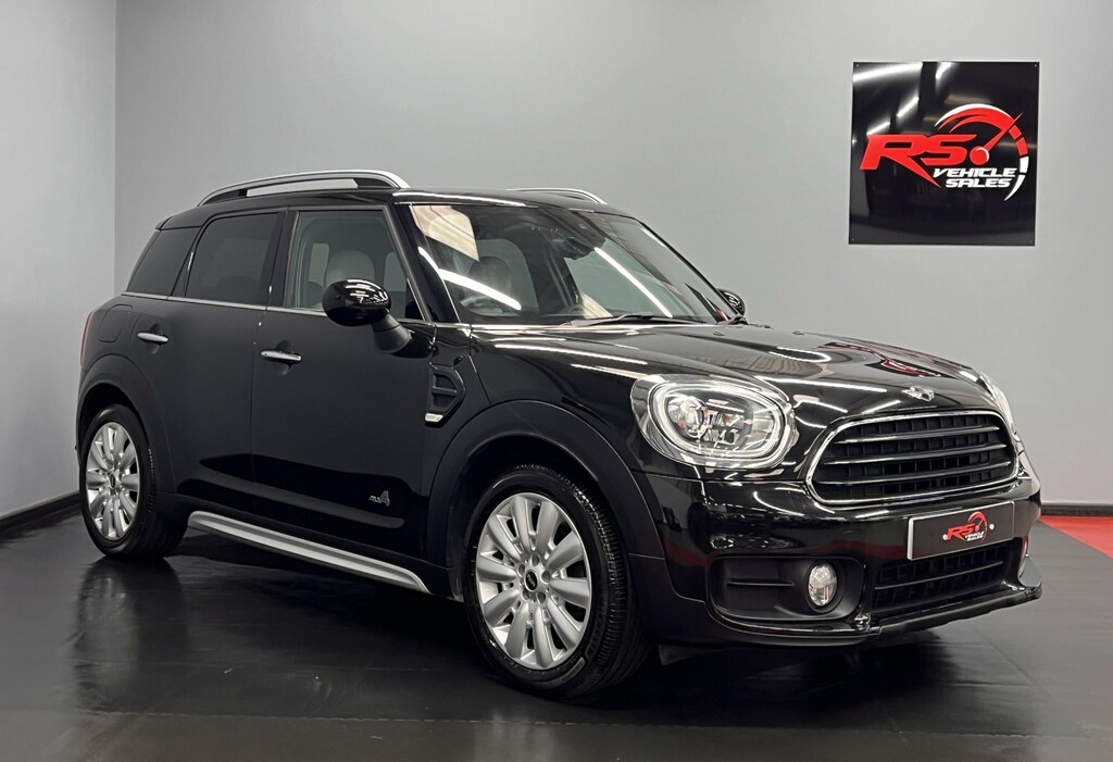 Mini Countryman Suv Countryman 2.0 Cooper D Suv Al YD17LPP Black