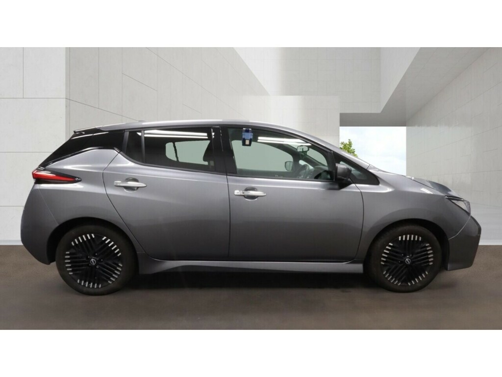 Nissan Leaf 39Kwh Tekna Hatchback 150 Ps Grey #5