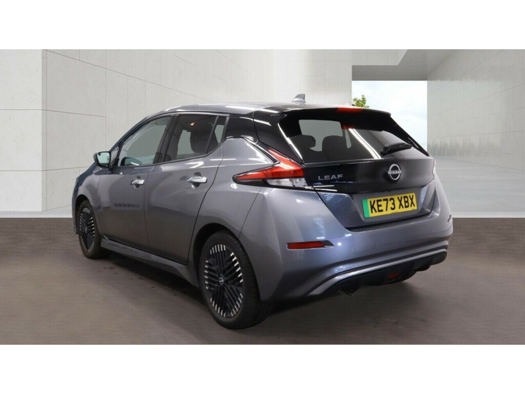 Nissan Leaf 39Kwh Tekna Hatchback 150 Ps Grey #3