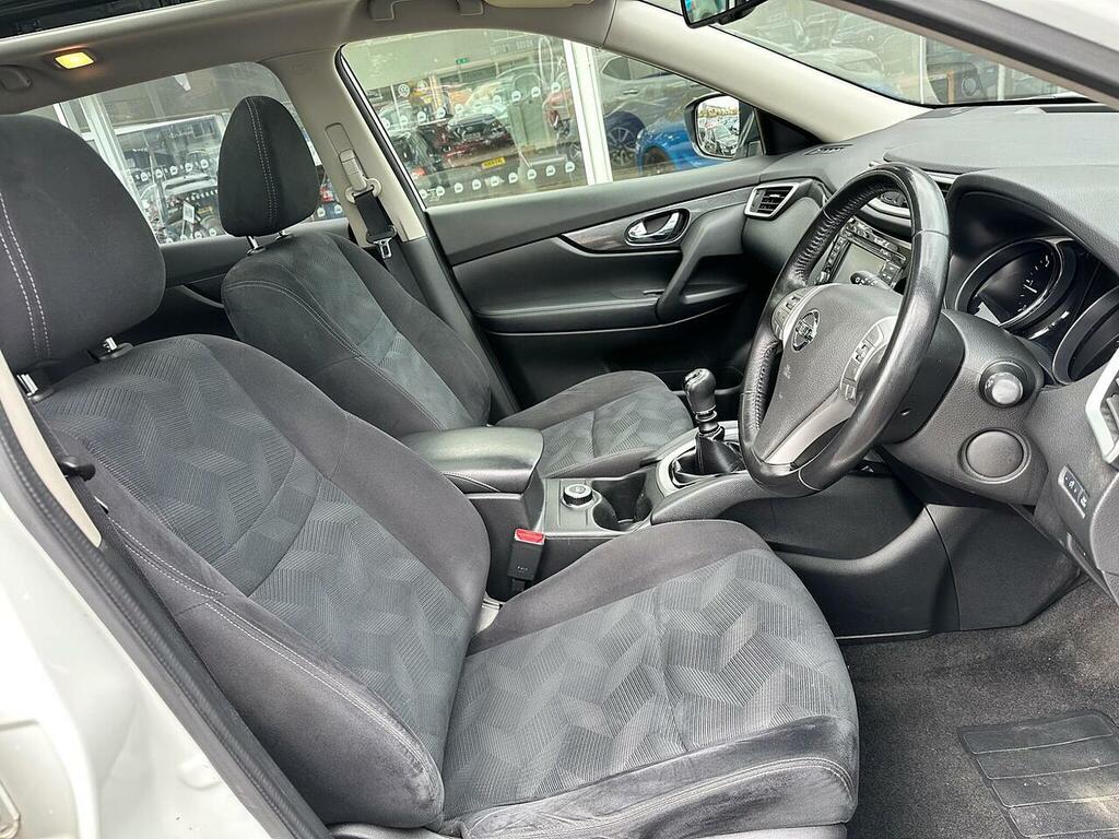 Nissan X-Trail 1.6L Dci N-tec 130 Bhp Red #14
