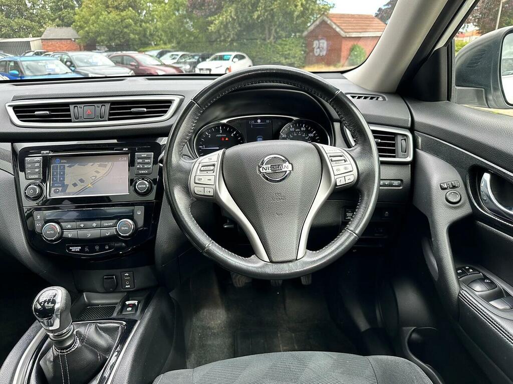 Nissan X-Trail 1.6L Dci N-tec 130 Bhp Red #23