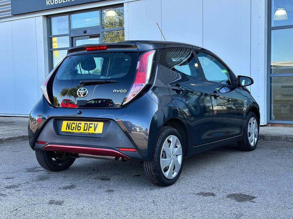 Toyota Aygo 1.0 Vvt-i X-play Hatchback Euro NG16DFV Grey #5