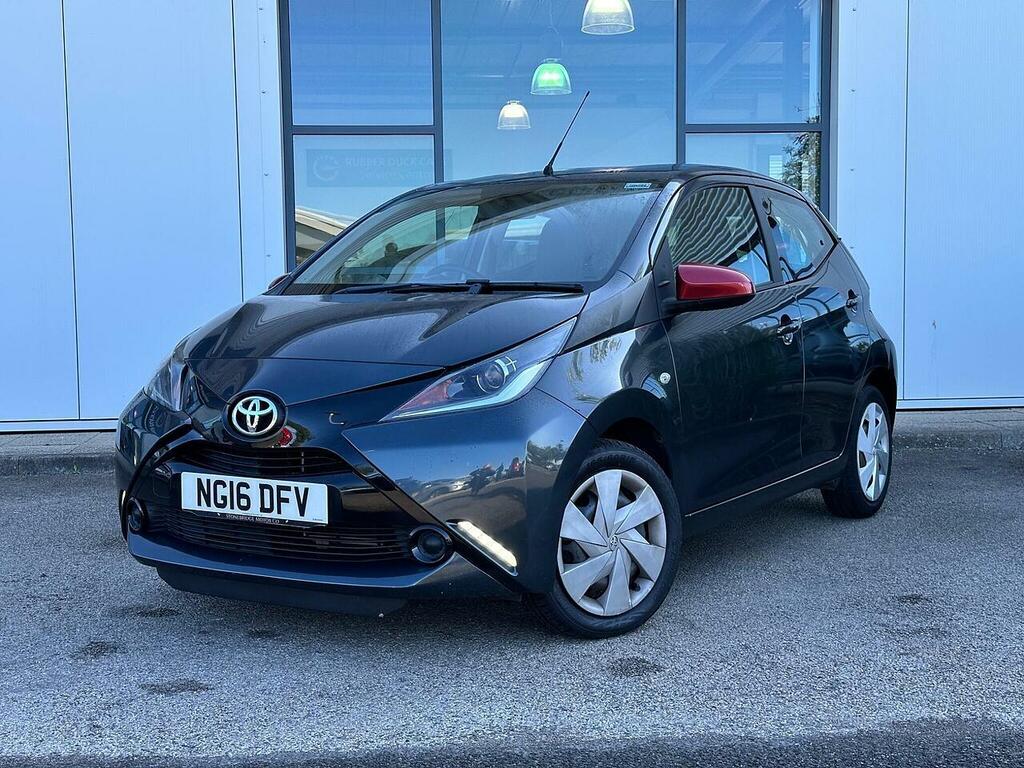 Toyota Aygo 1.0 Vvt-i X-play Hatchback Euro NG16DFV Grey #3