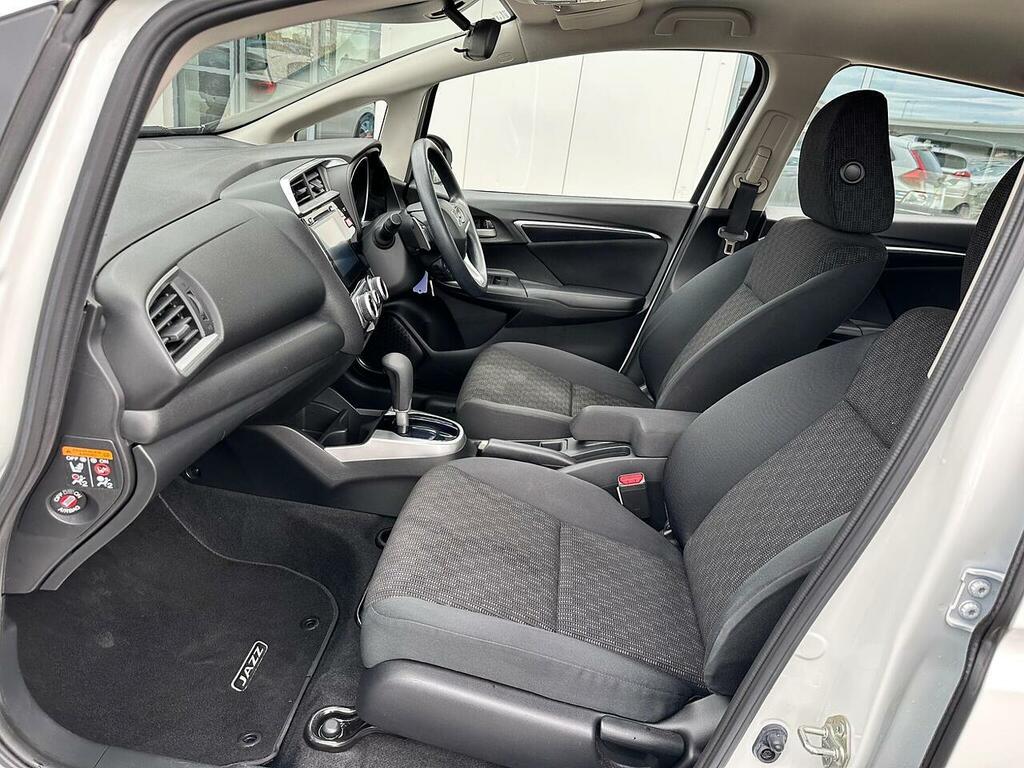 Honda Jazz 1.3 I-vtec Se Cvt Euro 6 Ss Silver #12