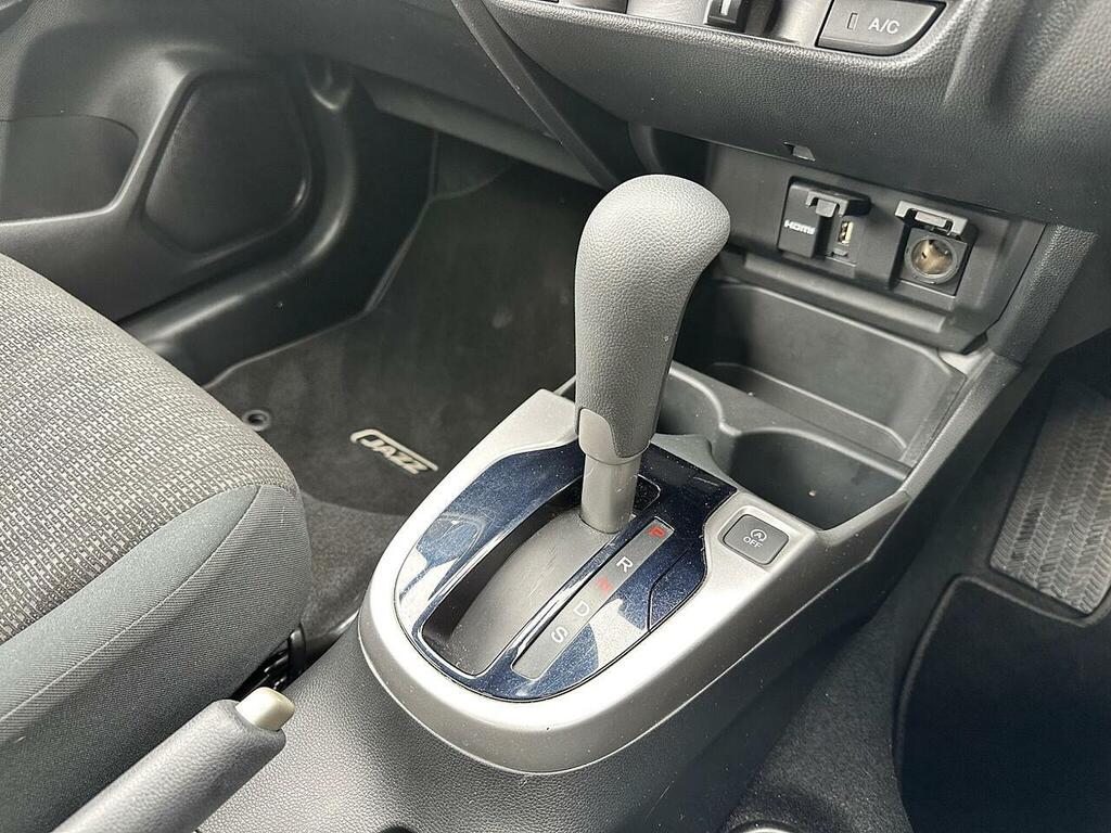 Honda Jazz 1.3 I-vtec Se Cvt Euro 6 Ss Silver #24
